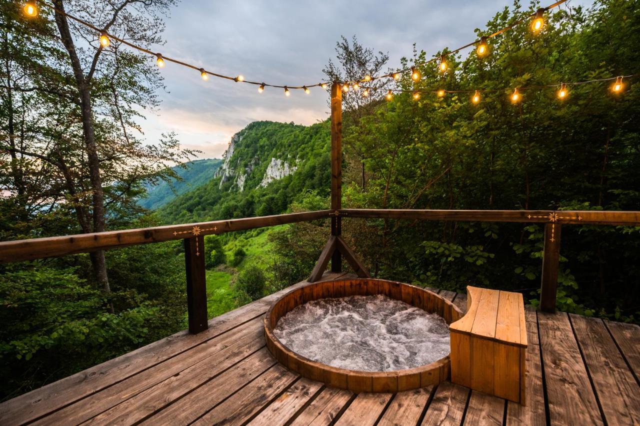 Raven'S Nest - The Hidden Village, Transylvania - Romania Sub Piatra Luaran gambar