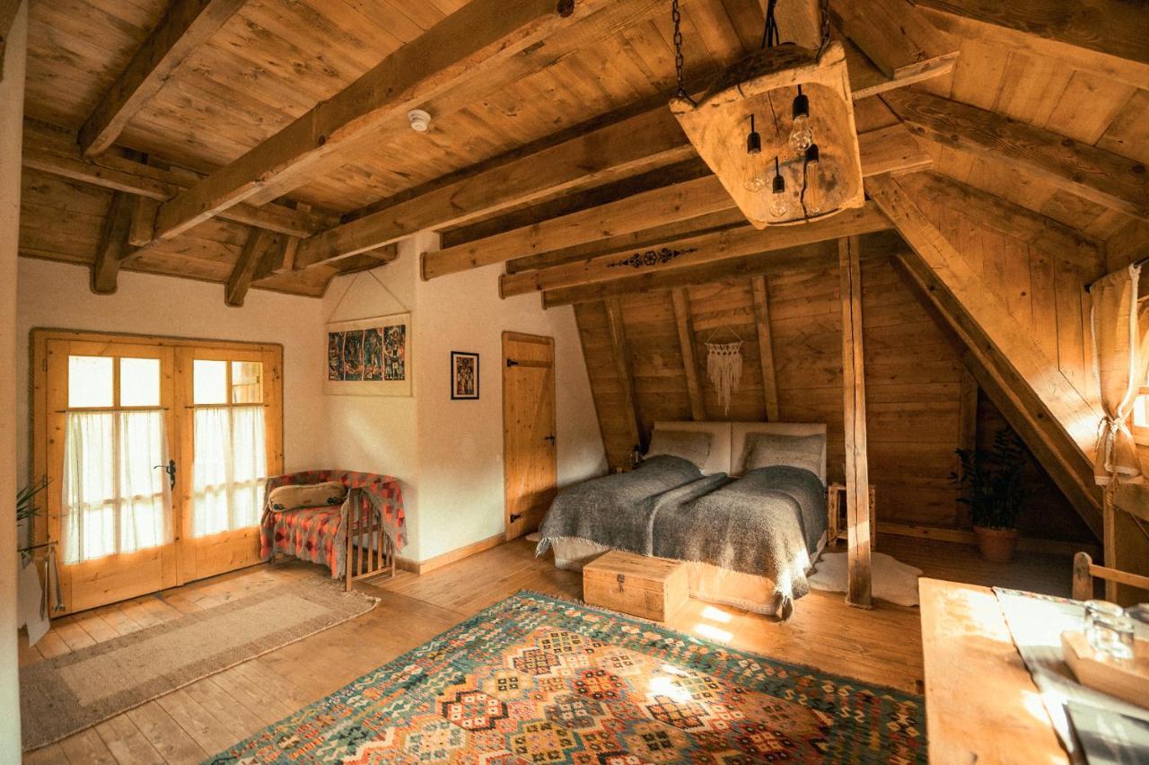 Raven'S Nest - The Hidden Village, Transylvania - Romania Sub Piatra Luaran gambar